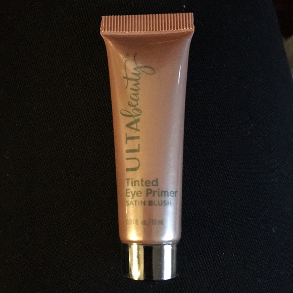 Eyeshadow Primer Sampler - Picture 2 of 5